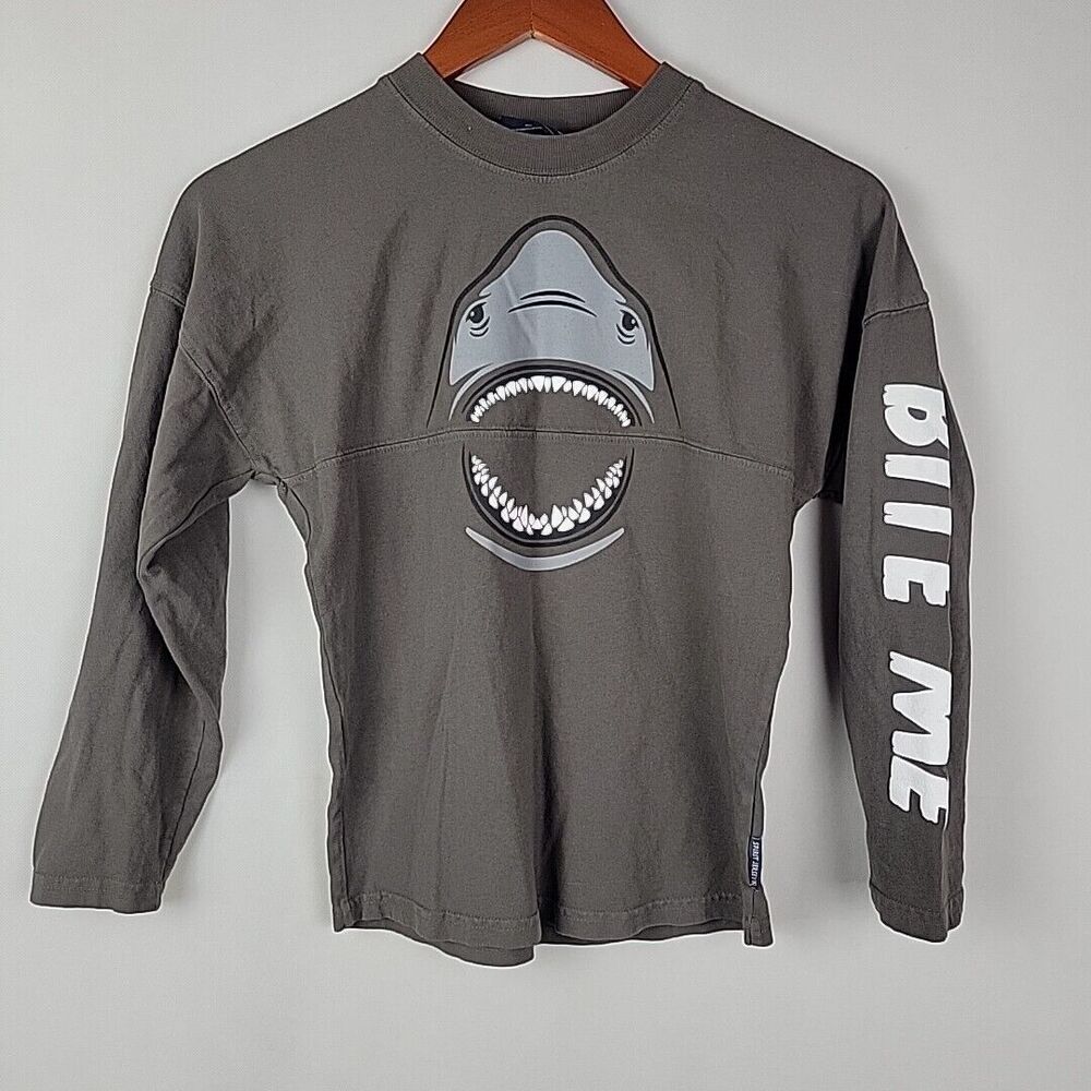 Sea World Spirit Jersey Kids Medium Gray Shark Long Sleeve Crew Neck TShirt Tee